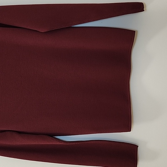 NWT St. John deep cherry or pomegranate red crew neck sweater Sz Med